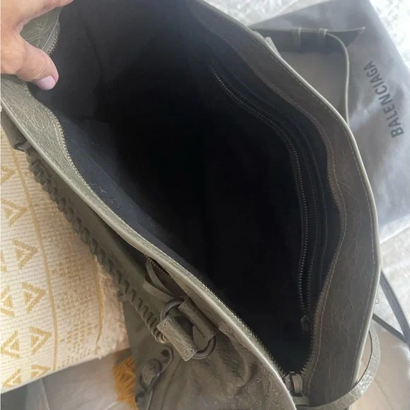 BALENCIAGA LE CITY BAG - Picture 8 of 14